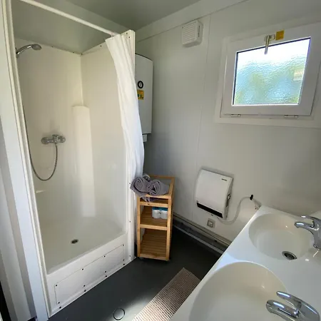 مكان تخييم Naturerlebnis Schlafcontainer Auf Dem Bauernhof *