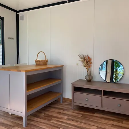 Naturerlebnis Schlafcontainer Auf Dem Bauernhof مكان تخييم